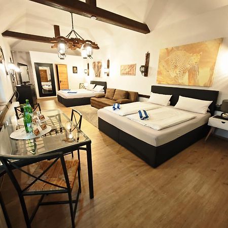Pension Riverside In Leverkusen Hitdorf Am Rhein - Zentral An Der A1 Und 59 מראה חיצוני תמונה