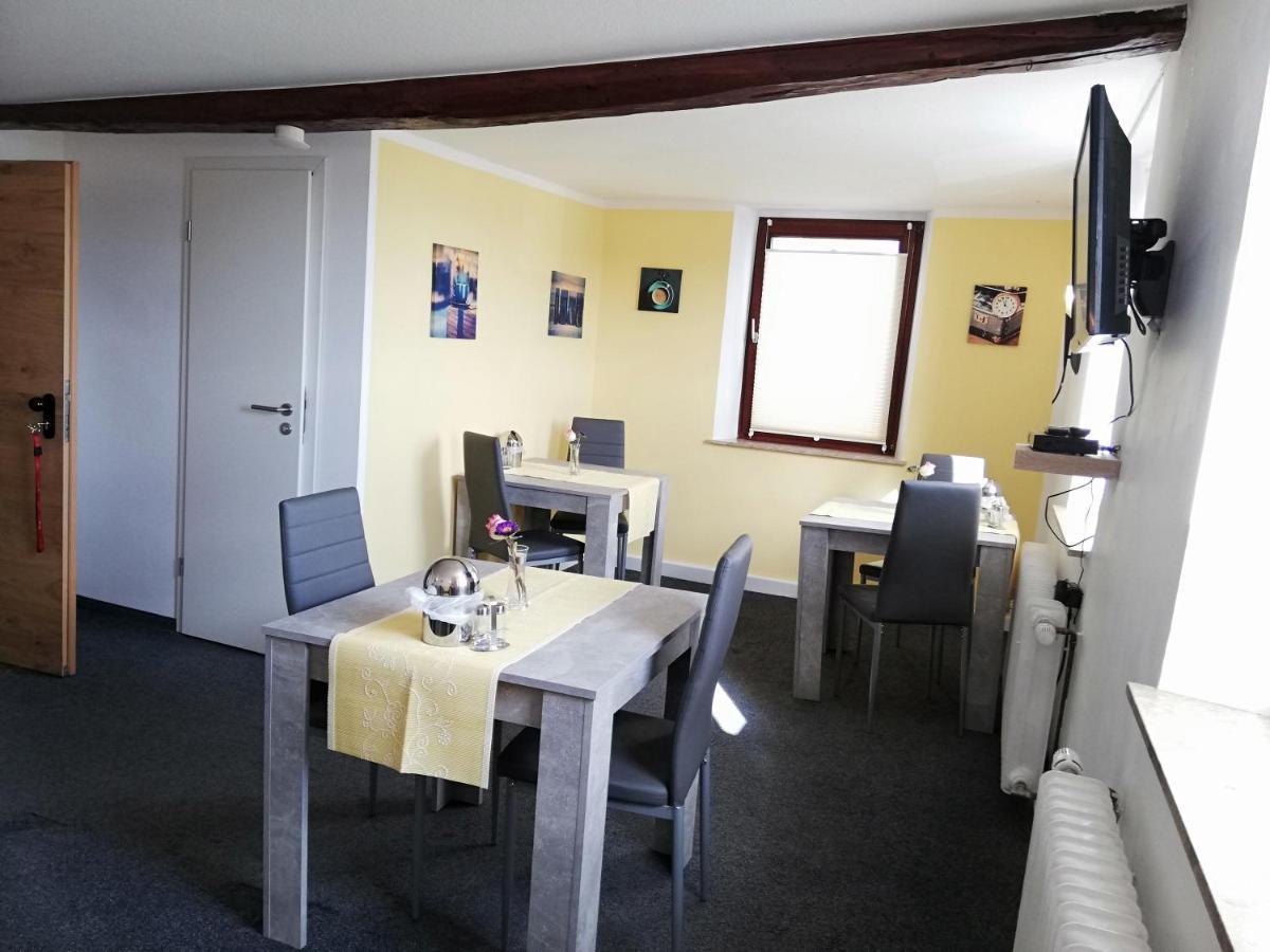 Pension Riverside In Leverkusen Hitdorf Am Rhein - Zentral An Der A1 Und 59 מראה חיצוני תמונה