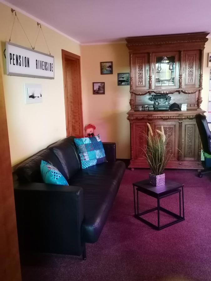 Pension Riverside In Leverkusen Hitdorf Am Rhein - Zentral An Der A1 Und 59 מראה חיצוני תמונה