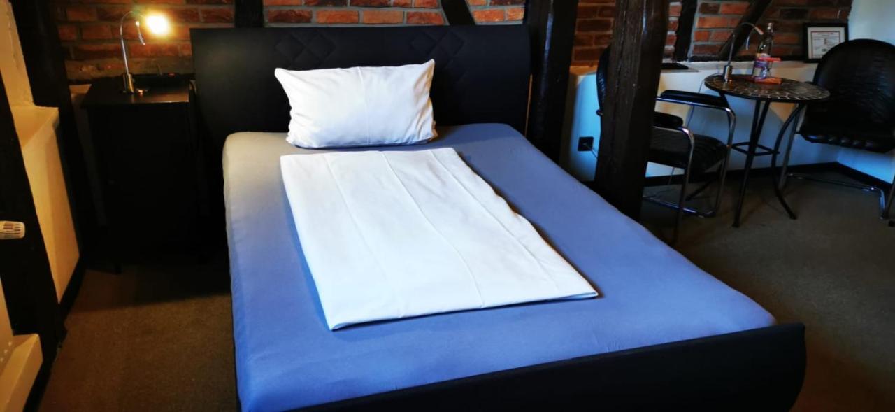 Pension Riverside In Leverkusen Hitdorf Am Rhein - Zentral An Der A1 Und 59 מראה חיצוני תמונה