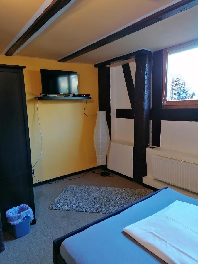 Pension Riverside In Leverkusen Hitdorf Am Rhein - Zentral An Der A1 Und 59 מראה חיצוני תמונה