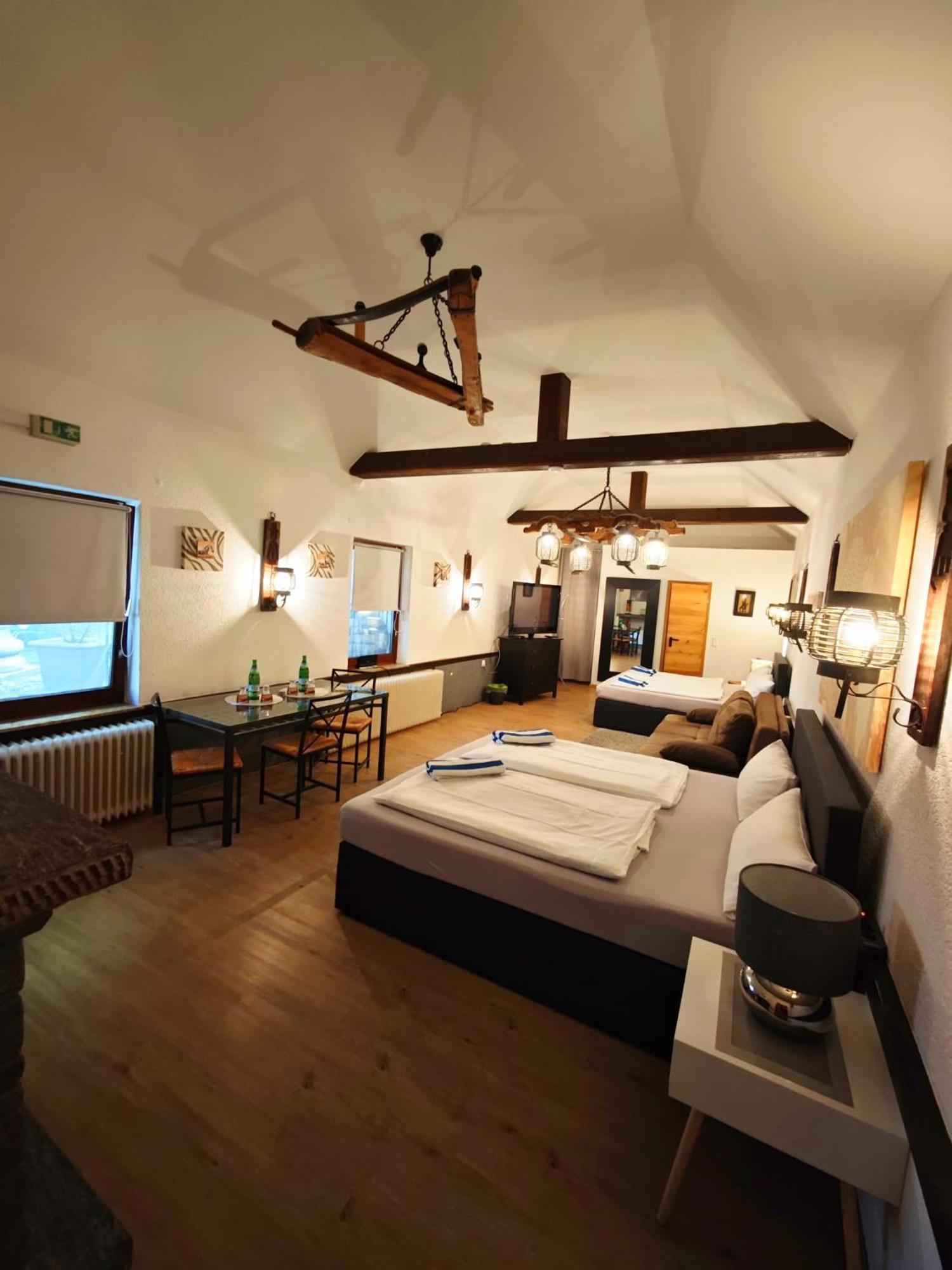 Pension Riverside In Leverkusen Hitdorf Am Rhein - Zentral An Der A1 Und 59 מראה חיצוני תמונה
